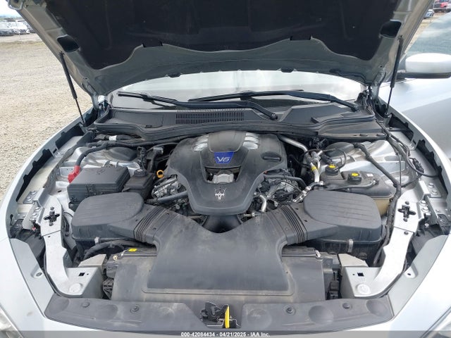 ZAM57RTA9F1130058 Maserati Ghibli S Q4