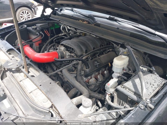 1GNSCBKC7HR157557 Chevrolet Tahoe Lt