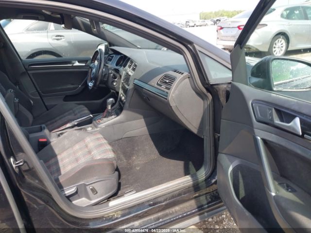 3VW4T7AUXFM046120 Volkswagen Golf Gti 2.0t S 4-door