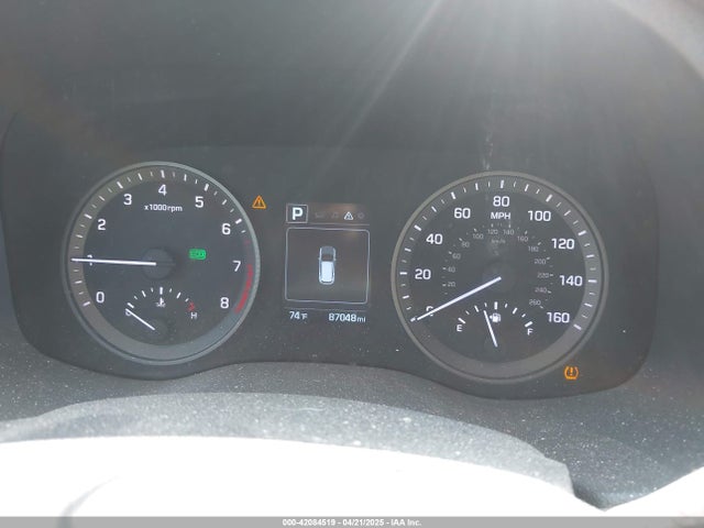 KM8J23A41GU196420 Hyundai TUCSON SE