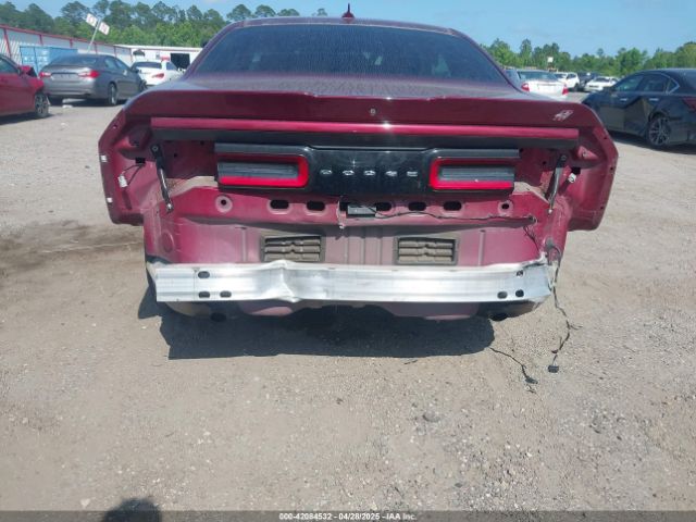 2C3CDZGG8JH116766 Dodge Challenger Gt Awd
