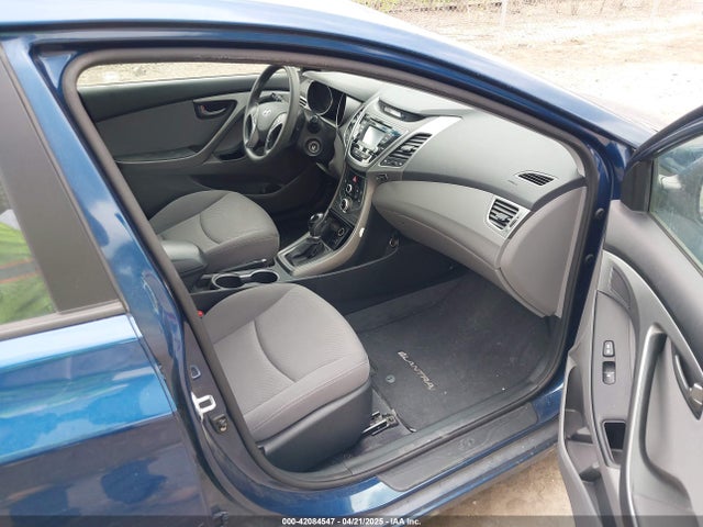KMHDH4AE8GU544708 Hyundai ELANTRA SE