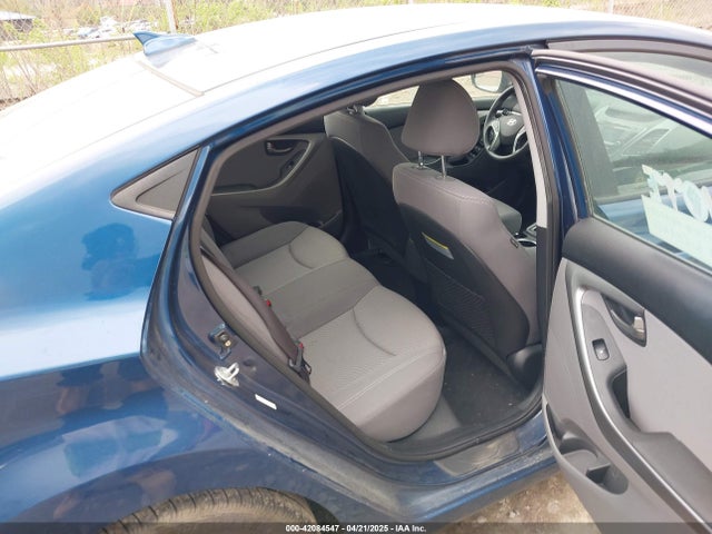 KMHDH4AE8GU544708 Hyundai ELANTRA SE
