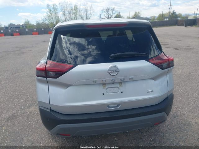 5N1BT3BA5PC836883 Nissan Rogue Sv Fwd