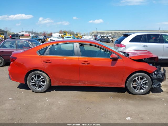 3KPF24AD4PE514738 KIA Forte Lxs