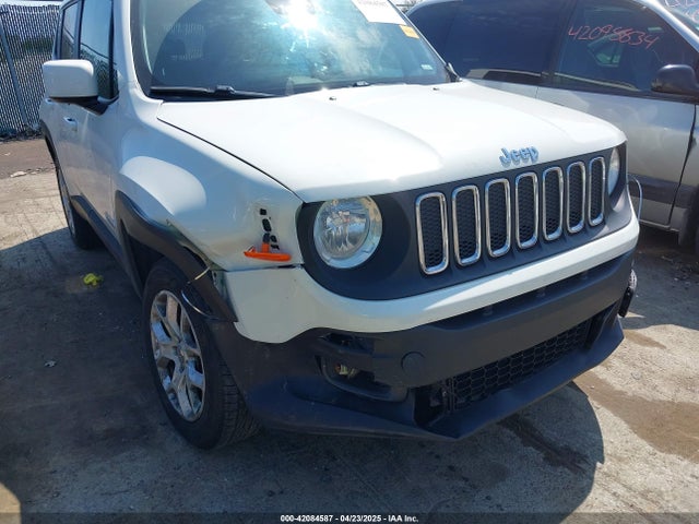 ZACCJBBB1JPG87036 Jeep Renegade Latitude 4x4