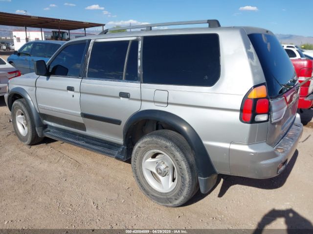 2001 MITSUBISHI MONTERO SPORT JA4LS21HX1P041052 Photo 2