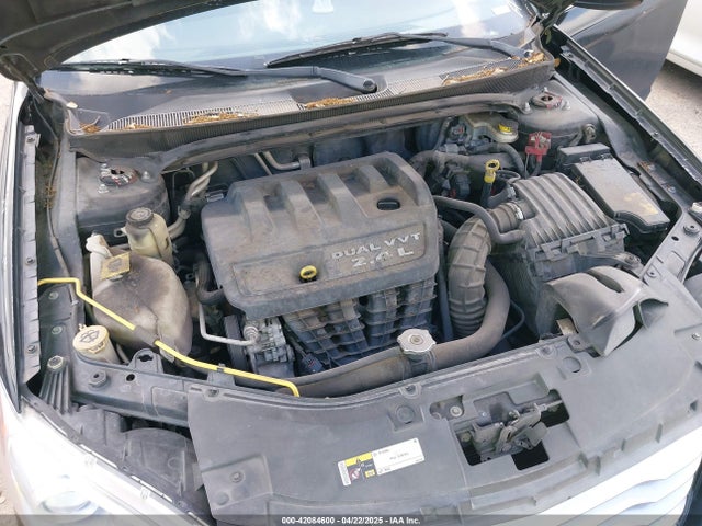 1C3CCBBBXEN153420 Chrysler 200 Touring