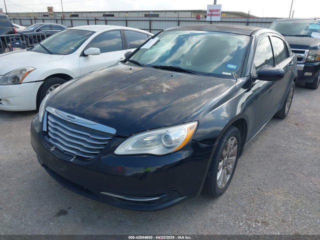 1C3CCBBBXEN153420 Chrysler 200 Touring
