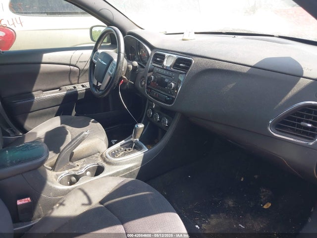 1C3CCBBBXEN153420 Chrysler 200 Touring