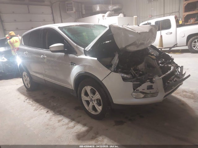 1FMCU9GX4GUB59966 Ford ESCAPE SE