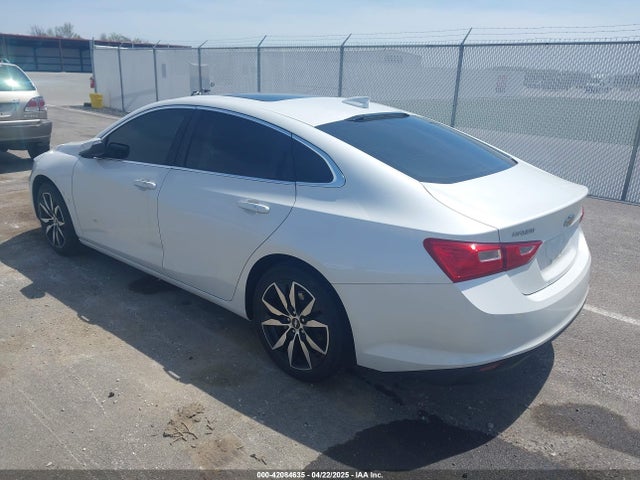 Chevrolet Malibu 2018 1G1ZD5ST6JF282538 Image 16