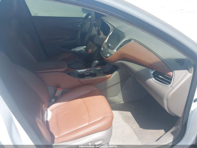 Chevrolet Malibu 2018 1G1ZD5ST6JF282538 Image 18