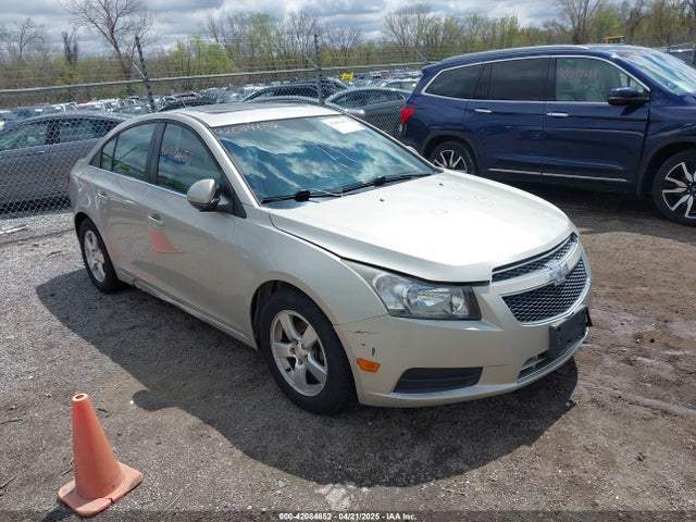 1G1PC5SB8E7192700 Chevrolet Cruze 1lt Auto