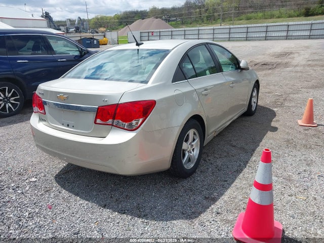 1G1PC5SB8E7192700 Chevrolet Cruze 1lt Auto