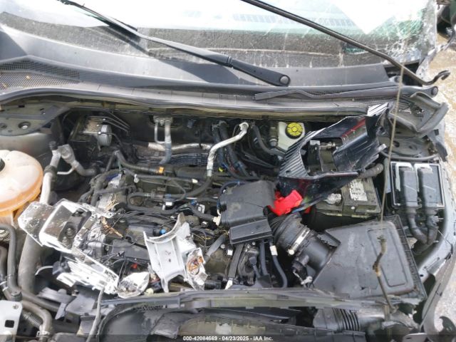 1FMCU9G63NUA63170 Ford ESCAPE SE