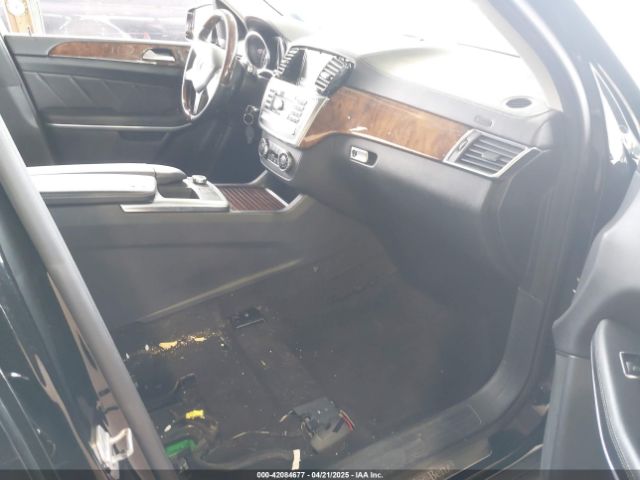4JGDF7DE3EA329609 Mercedes-Benz Gl 550 4matic