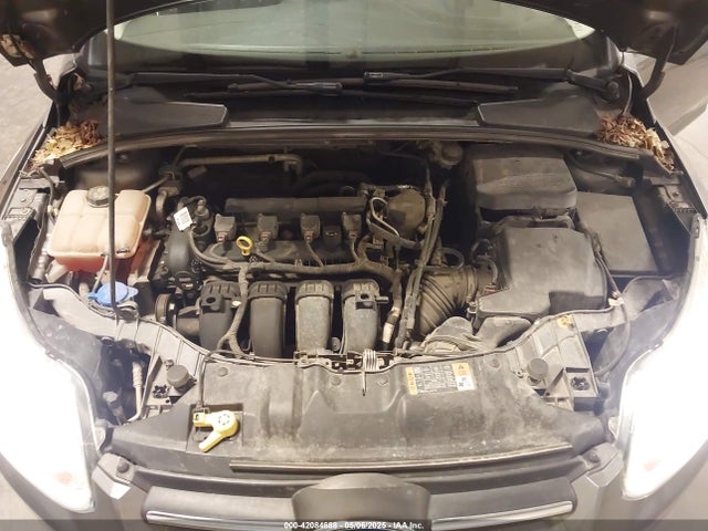1FADP3K29EL399225 Ford FOCUS SE