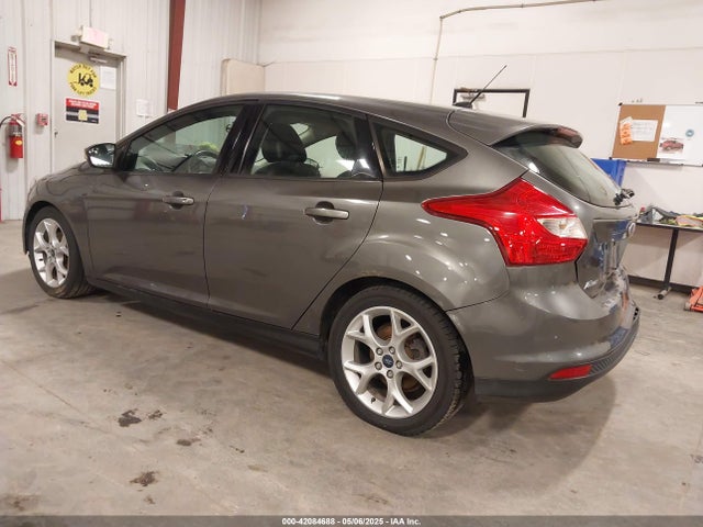 1FADP3K29EL399225 Ford FOCUS SE