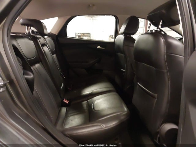 1FADP3K29EL399225 Ford FOCUS SE