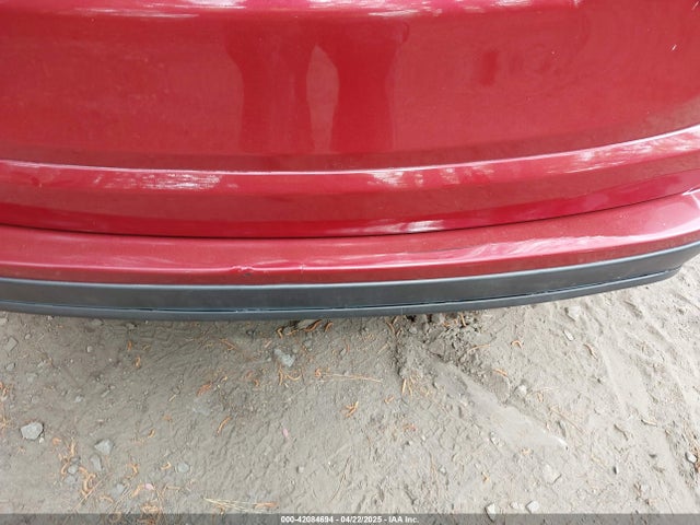 JTMZFREV4GJ062701 Toyota RAV4 LE