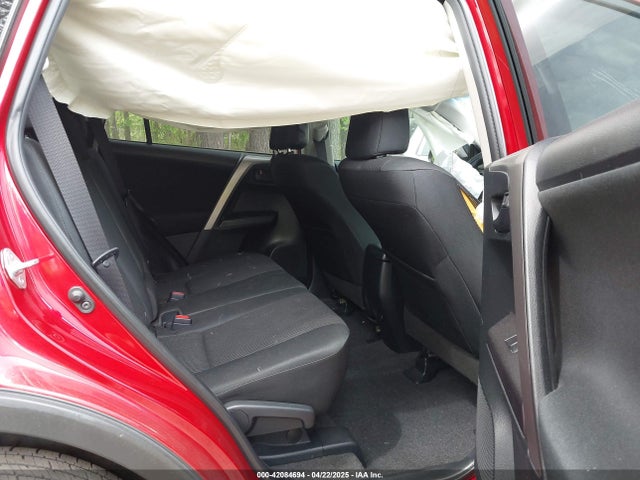JTMZFREV4GJ062701 Toyota RAV4 LE