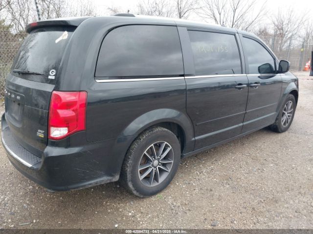 2C4RDGCG2HR611713 Dodge Grand Caravan Sxt