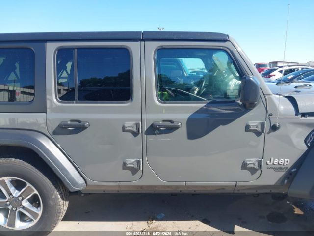 1C4HJXDGXJW280475 Jeep Wrangler Unlimited Sport S 4x4