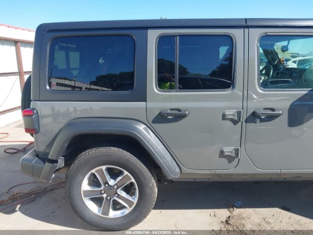 1C4HJXDGXJW280475 Jeep Wrangler Unlimited Sport S 4x4