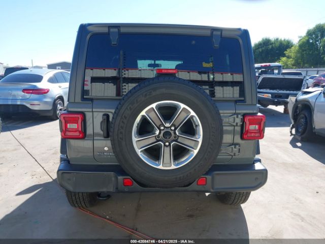 1C4HJXDGXJW280475 Jeep Wrangler Unlimited Sport S 4x4