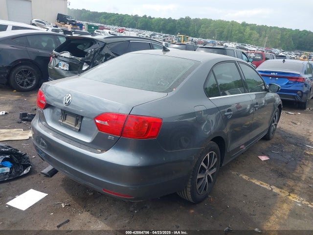 3VWD17AJ9EM298175 Volkswagen Jetta 1.8t Se