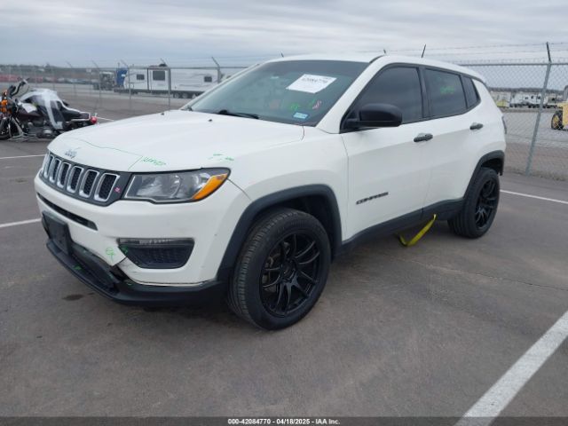 3C4NJCAB2JT136879 Jeep Compass Sport Fwd