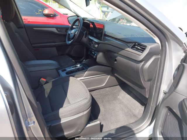 1FMCU9GN0PUA51875 Ford Escape Active