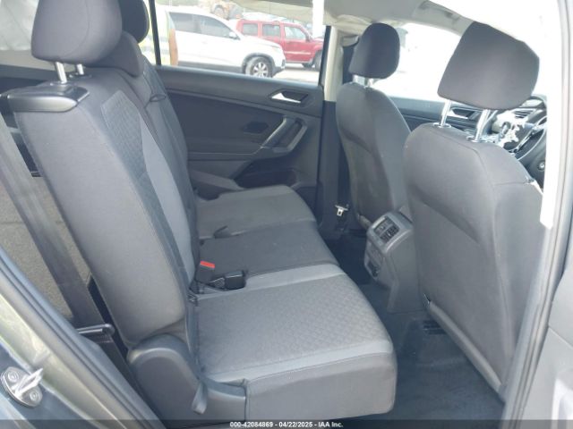 3VV1B7AX5LM151924 Volkswagen Tiguan 2.0t S