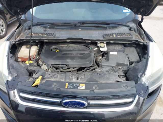 1FMCU0JX5EUB43194 Ford Escape Titanium