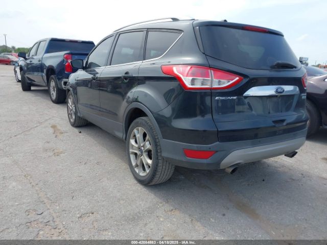 1FMCU0JX5EUB43194 Ford Escape Titanium