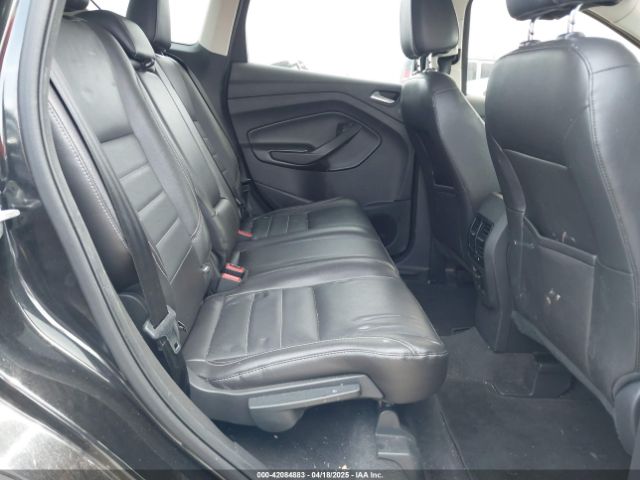 1FMCU0JX5EUB43194 Ford Escape Titanium