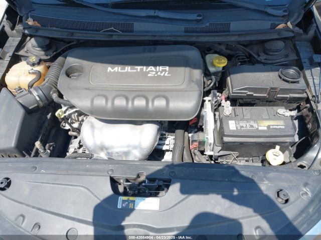 2016 CHRYSLER 200 1C3CCCAB6GN120215 Photo 9