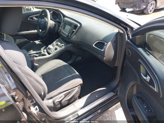 2016 CHRYSLER 200 1C3CCCAB6GN120215 Photo 4