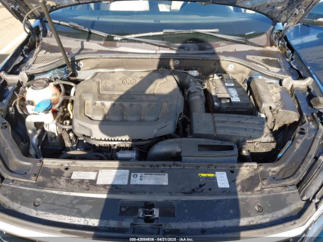 1VWBA7A3XJC038887 Volkswagen Passat 2.0t Se