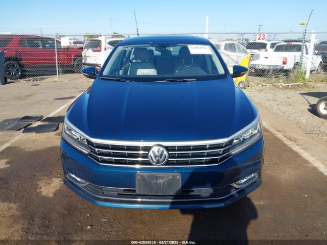 1VWBA7A3XJC038887 Volkswagen Passat 2.0t Se