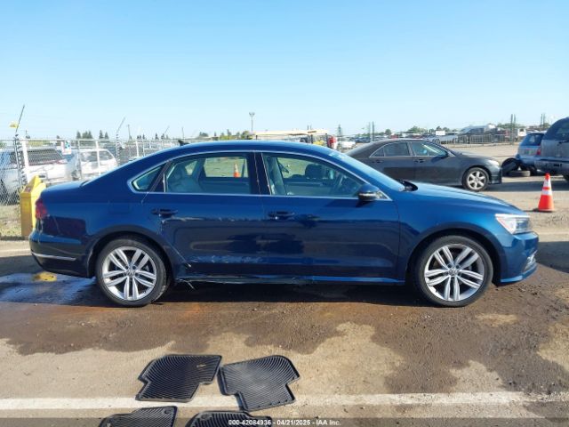 1VWBA7A3XJC038887 Volkswagen Passat 2.0t Se