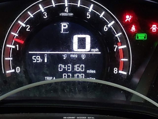 2HKRW6H38JH232356 Honda CR-V LX