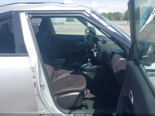 KNDJN2A26G7832722 KIA Soul