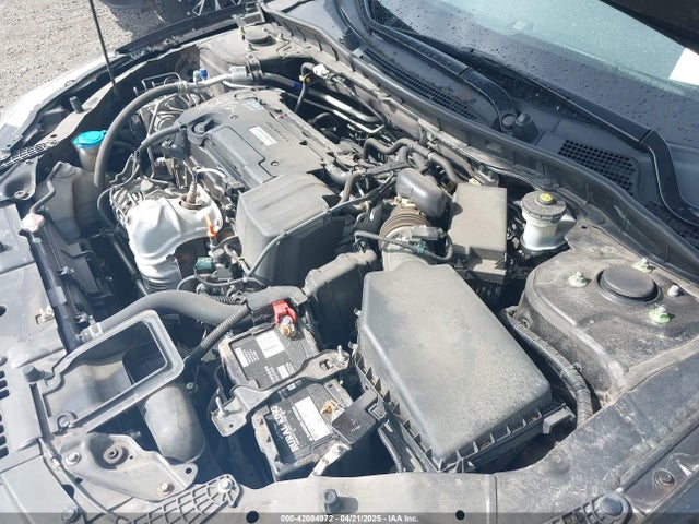 1HGCR2F33HA269472 Honda ACCORD LX