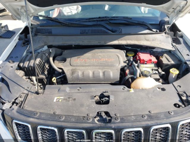 3C4NJCBB8LT124978 Jeep Compass Latitude Fwd