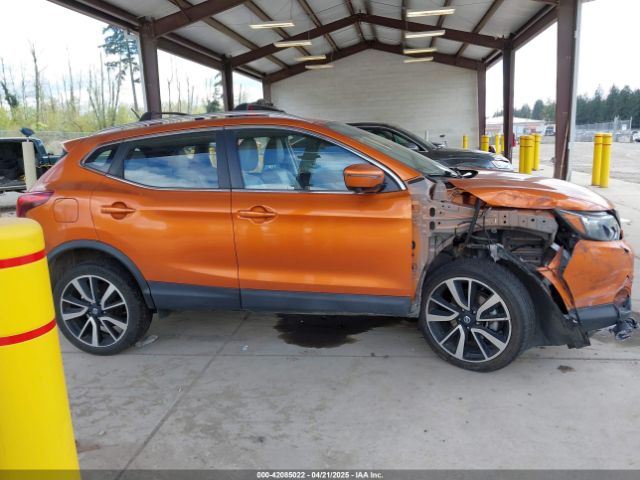 JN1BJ1CR7HW106222 Nissan Rogue Sport Sl