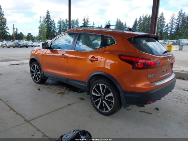 JN1BJ1CR7HW106222 Nissan Rogue Sport Sl