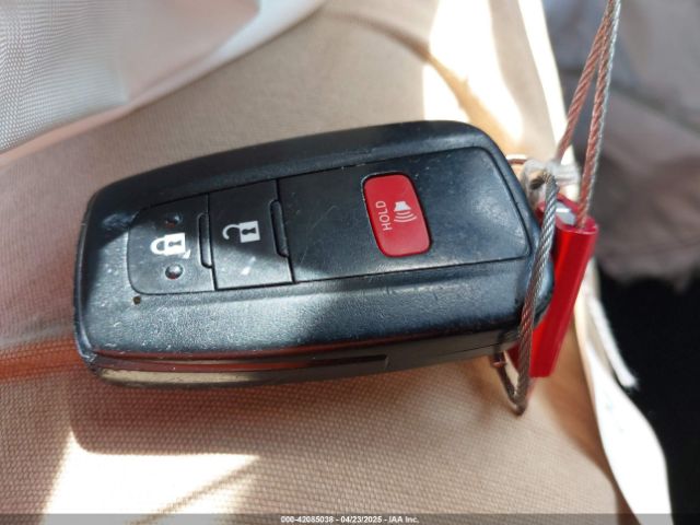 2021 TOYOTA PRIUS JTDKAMFU6M3150237 Photo 10