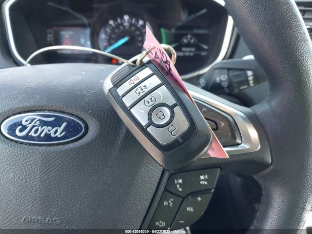 3FA6P0RU7JR273858 Ford Fusion Hybrid Titanium